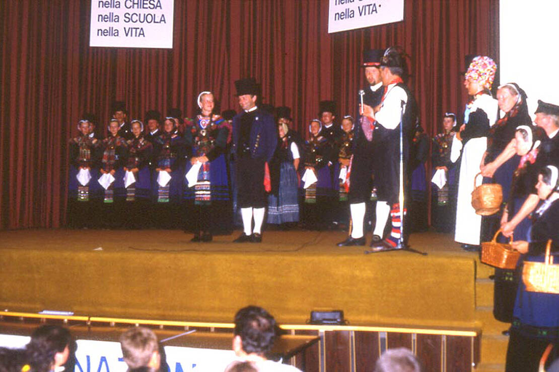 12 agosto 1990 - Soggiorno a Possagno del gruppo tedesco 'De Beekscheepers' di Scheessel